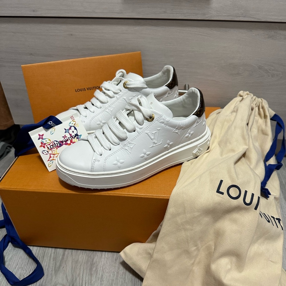Louis Vuitton time out sneakers